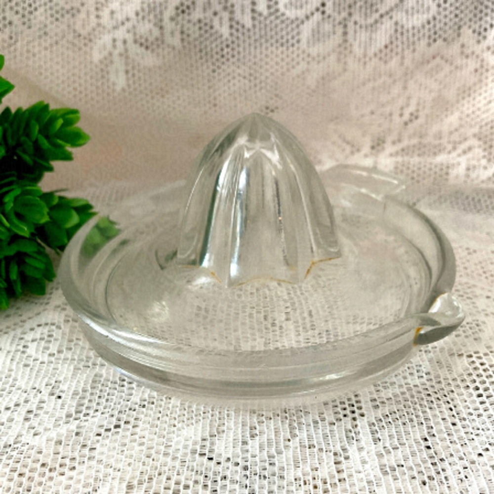 Vintage Citrus Reamer / Juicer Dominion Glass Company of Canada